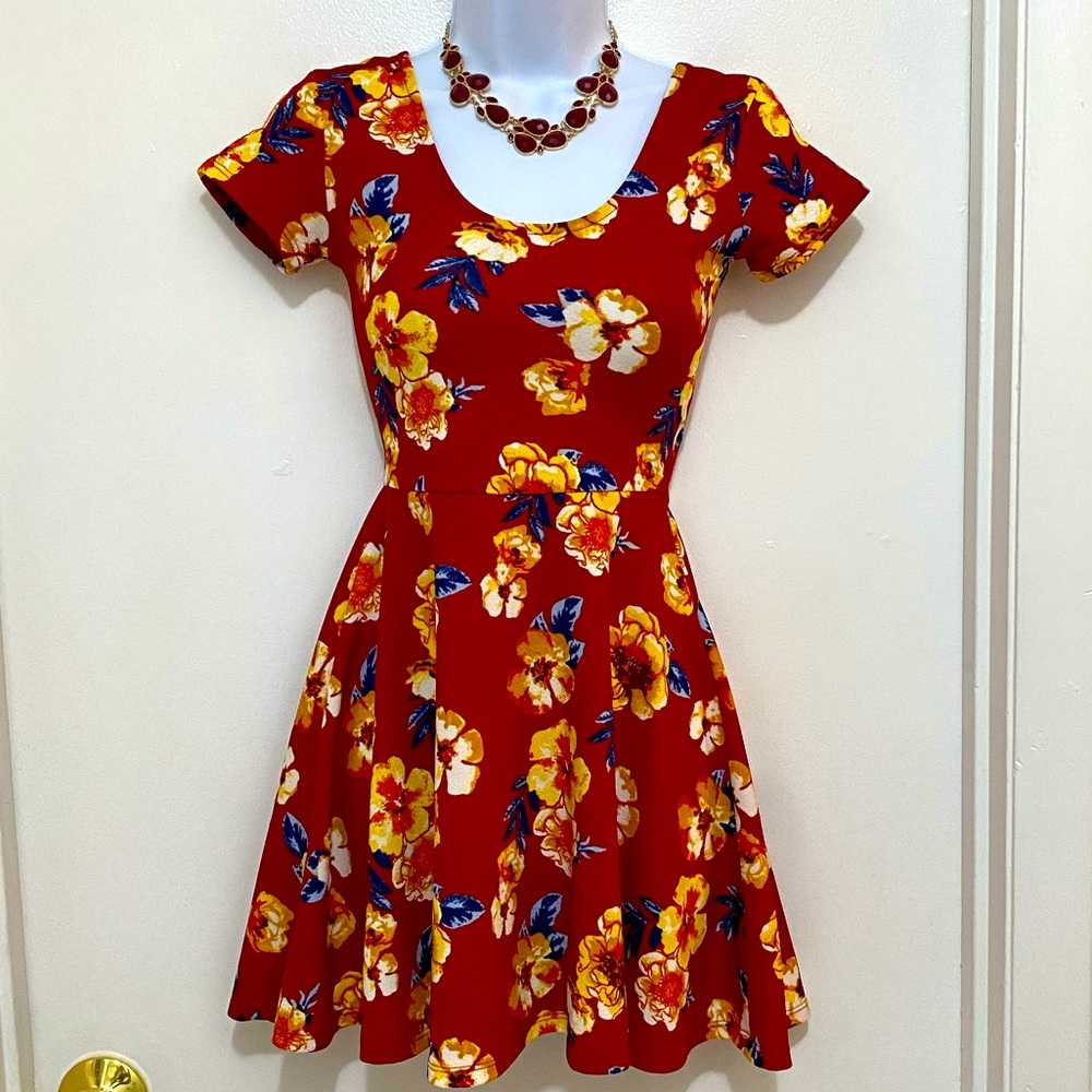 Planet Gold dress. Perfect condition🌹